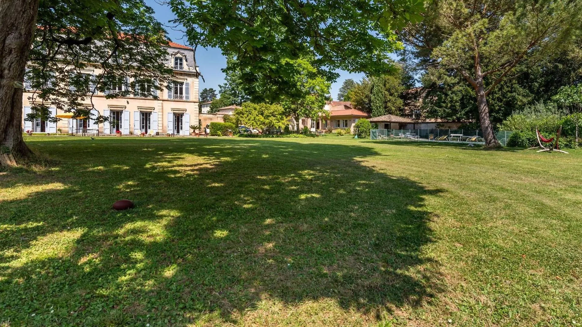 Le Parc - Estate with swimming pool in a park Villa Saint-Cyr-au-Mont-d'Or