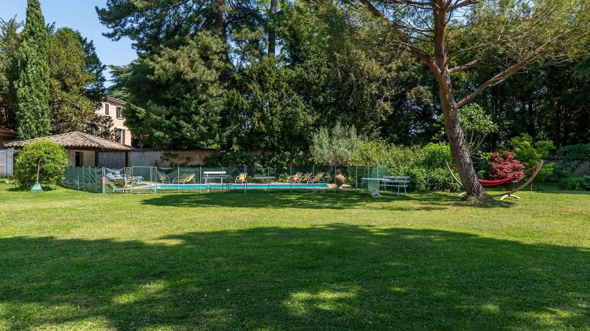 Le Parc - Estate with swimming pool in a park Villa Saint-Cyr-au-Mont-d'Or Fransa