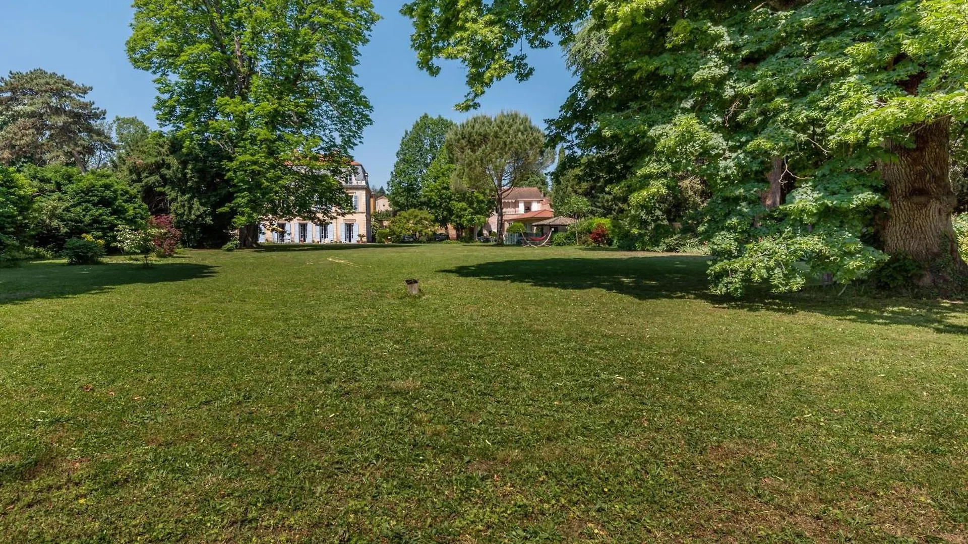 Le Parc - Estate with swimming pool in a park Villa Saint-Cyr-au-Mont-d'Or